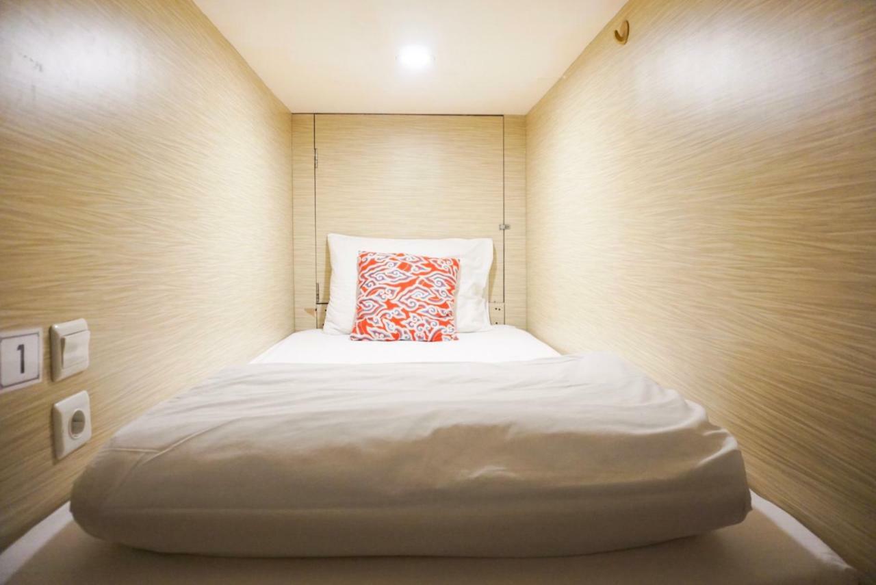 Hostel Karisa Pods Seminyak (Bali)